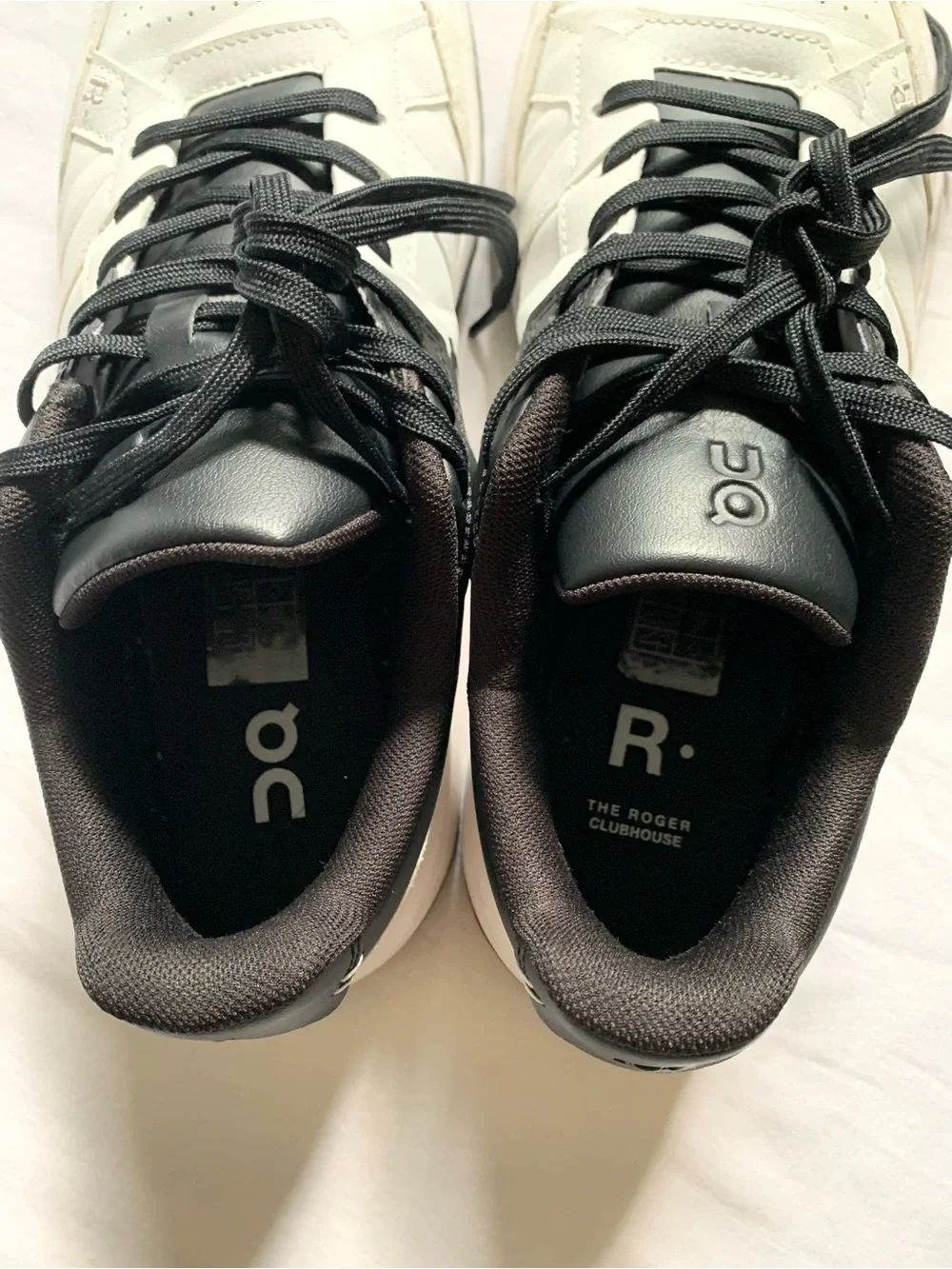 On Running, On the Roger Clubhouse Sneaker. Men’s US 11
